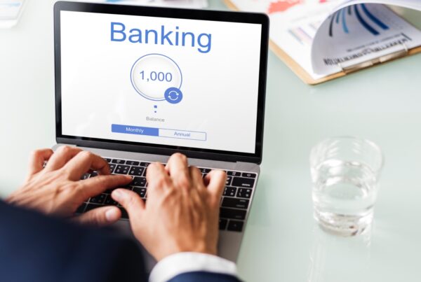 Accesso a conto corrente cointestato online con operazioni bancarie rilevanti in ambito di successione ereditaria