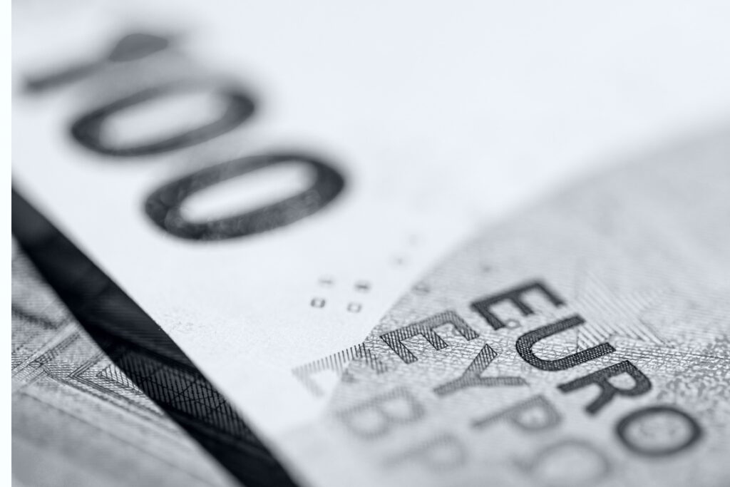 banconote euro successione divisione denaro tra eredi
