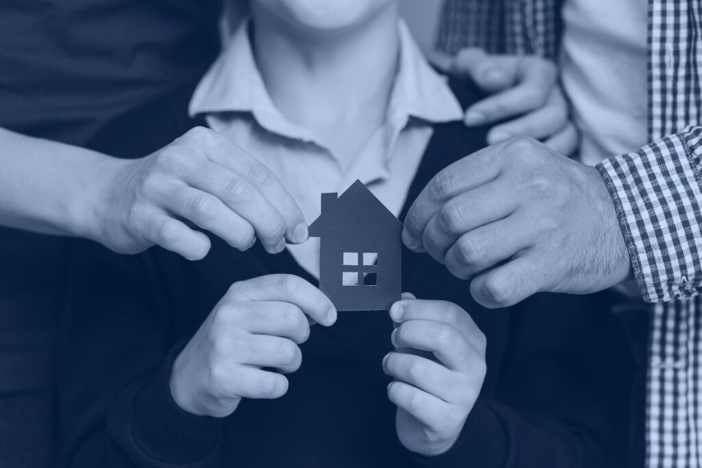 Minore che eredita una casa con tutela familiare