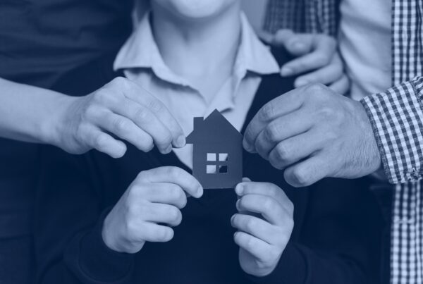 Minore che eredita una casa con tutela familiare